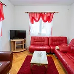 Jozic Apartment *